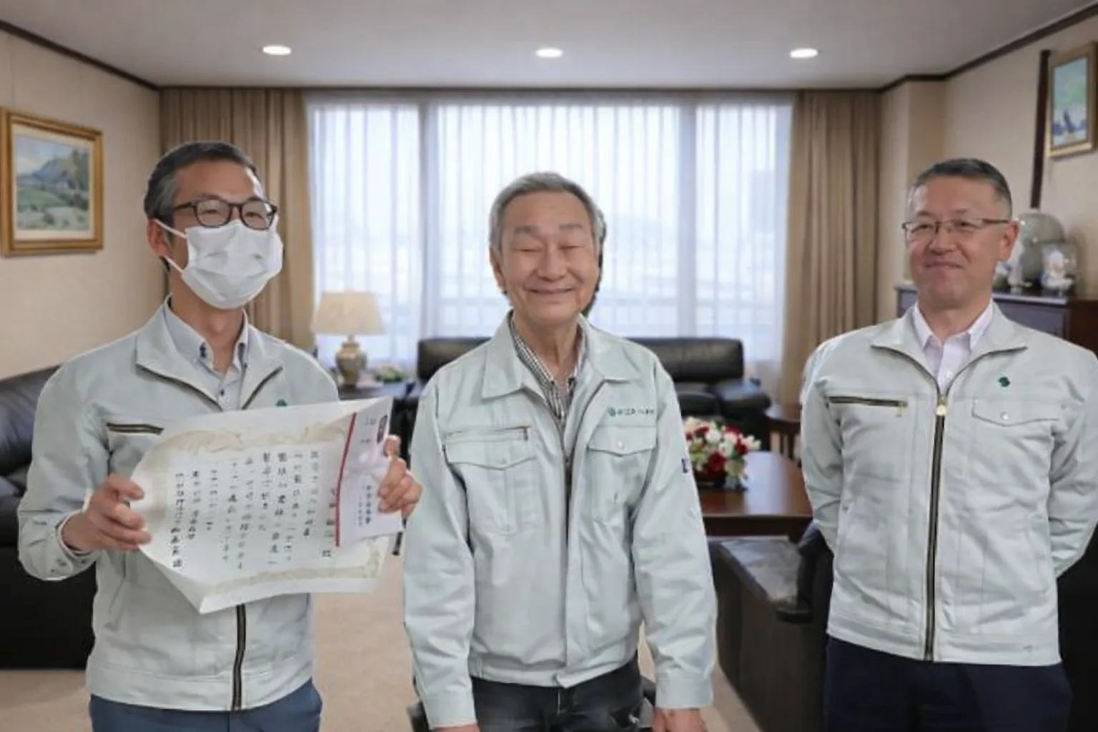 川口営業所　小山所長　永年勤続表彰式